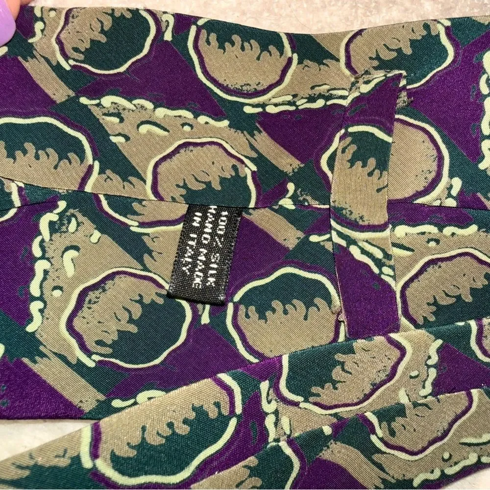Abstract Wave Pattern Silk Tie in Purple and Olive - Picture 3 of 3
